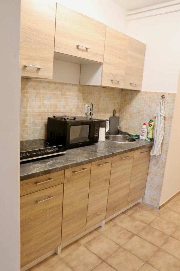 Lana Lo Apartments Karlsbad Exteriör bild